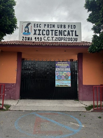 En la escuela primaria Xicoténcatl, queremos ser una institución eficaz, eficiente, relevante, pertinente, innovadora e incluyente, para proyectarnos como un equipo de profesionales vanguardistas, que logran los retos de la educacion del siglo XXl